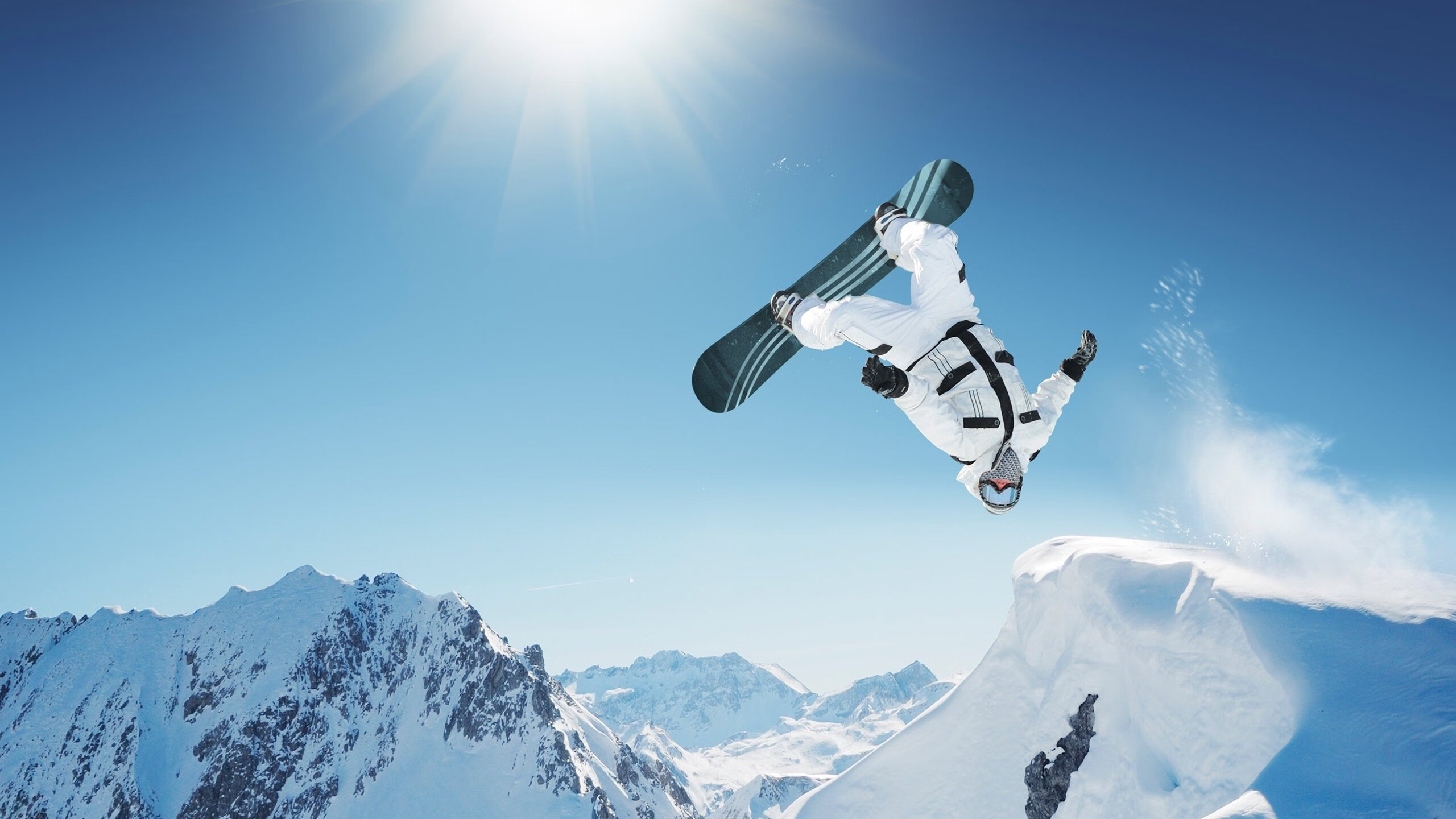 全运会常规赛激情夜！阿尔卡拉斯里突外投，巴塞罗那惊险热刺